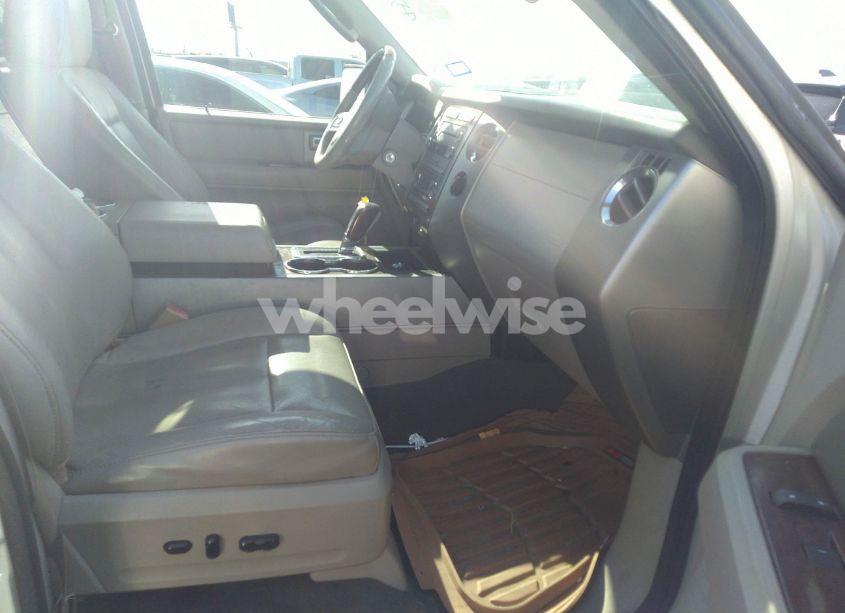 Photo 5 of 2008 Ford Expedition LIMITED (VIN 1FMFU19528LA04978)