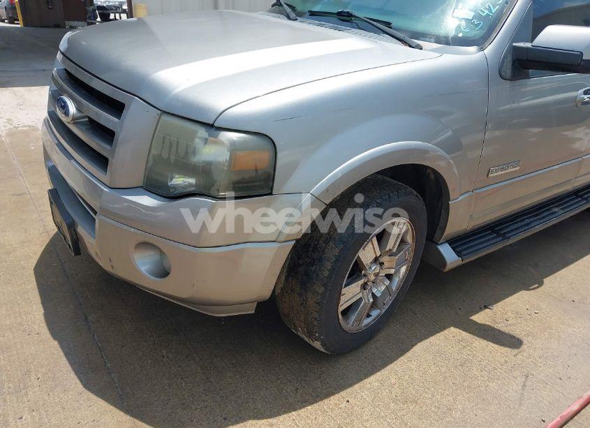 Photo 6 of 2008 Ford Expedition LIMITED (VIN 1FMFU19528LA36121)