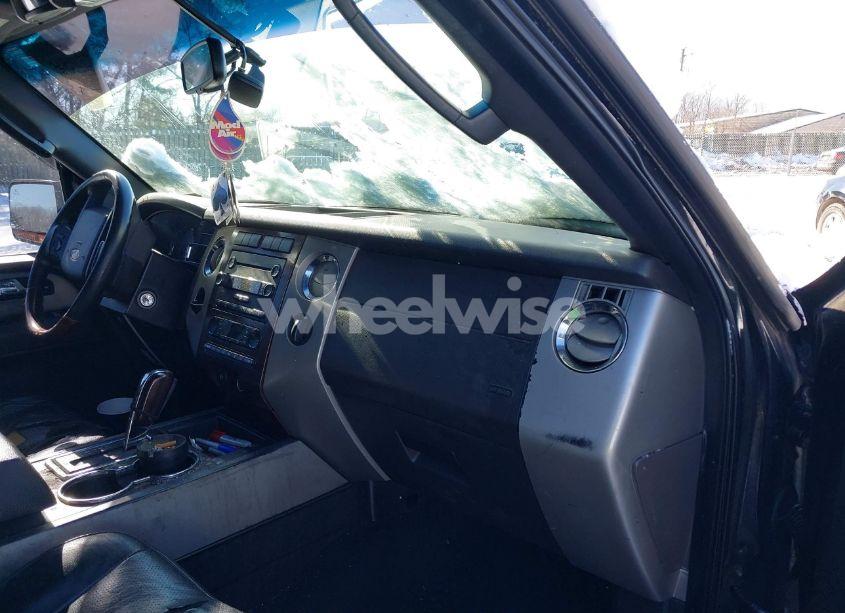 Photo 5 of 2007 Ford Expedition LIMITED (VIN 1FMFU19537LA76724)