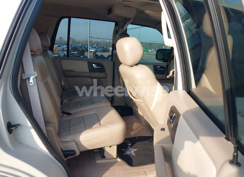 Photo 8 of 2005 Ford Expedition LIMITED (VIN 1FMFU19555LA31748)