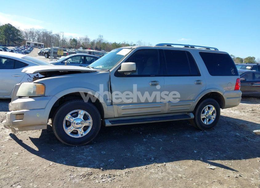 Photo 15 of 2005 Ford Expedition LIMITED (VIN 1FMFU19565LA63012)
