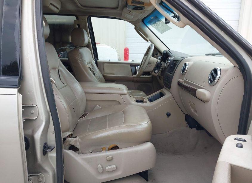 Photo 5 of 2006 Ford Expedition LIMITED (VIN 1FMFU19586LA80685)