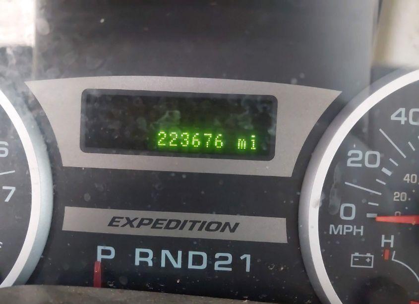 Photo 7 of 2006 Ford Expedition LIMITED (VIN 1FMFU19586LA80685)