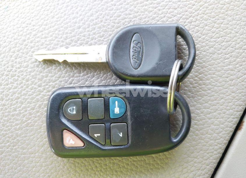 Photo 11 of 2008 Ford Expedition LIMITED (VIN 1FMFU19588LA51660)