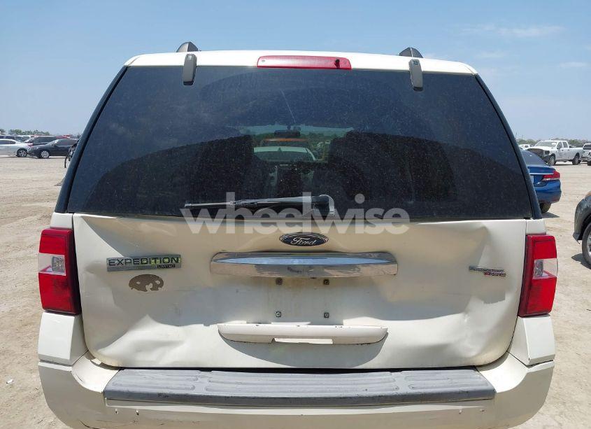 Photo 16 of 2008 Ford Expedition LIMITED (VIN 1FMFU19588LA51660)