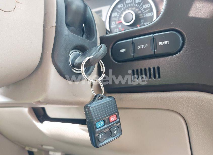 Photo 11 of 2005 Ford Expedition LIMITED (VIN 1FMFU19595LA03497)