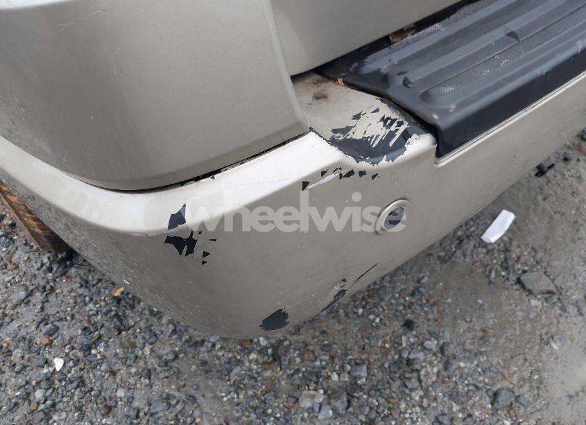 Photo 13 of 2005 Ford Expedition LIMITED (VIN 1FMFU19595LA03497)