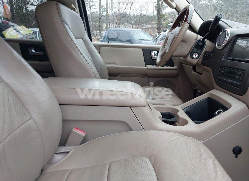 Photo 5 of 2005 Ford Expedition LIMITED (VIN 1FMFU19595LA03497)