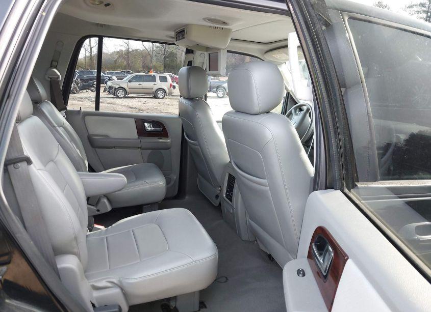 Photo 8 of 2006 Ford Expedition LIMITED (VIN 1FMFU19596LB01687)