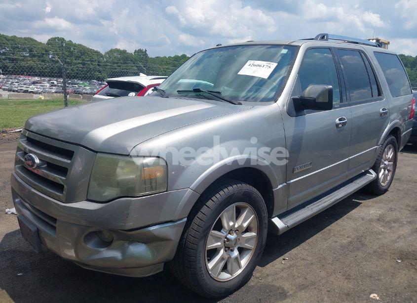 Photo 2 of 2008 Ford Expedition LIMITED (VIN 1FMFU195X8LA80495)