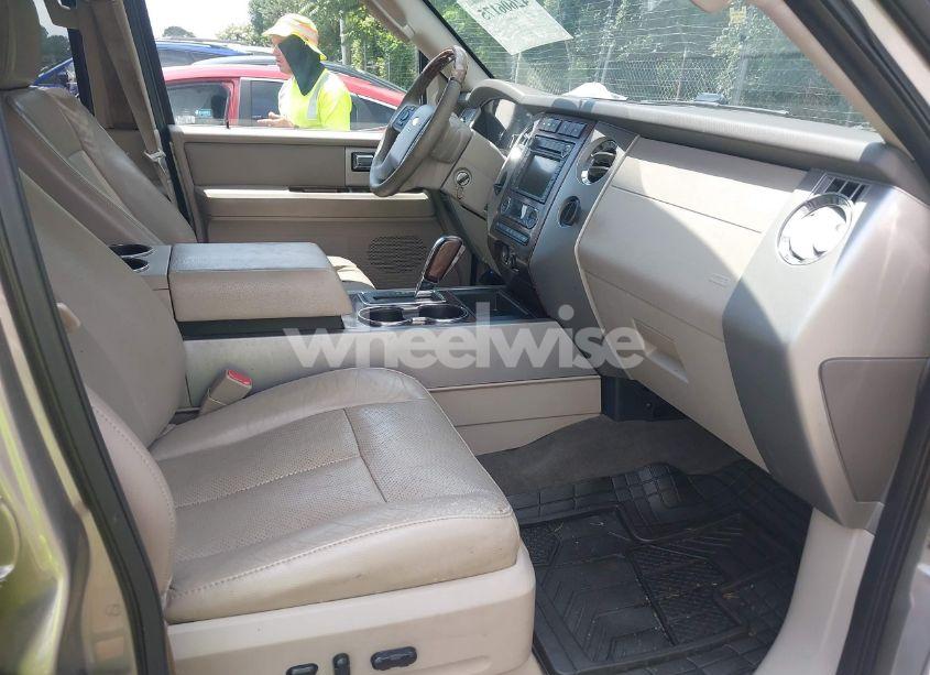 Photo 5 of 2008 Ford Expedition LIMITED (VIN 1FMFU195X8LA80495)