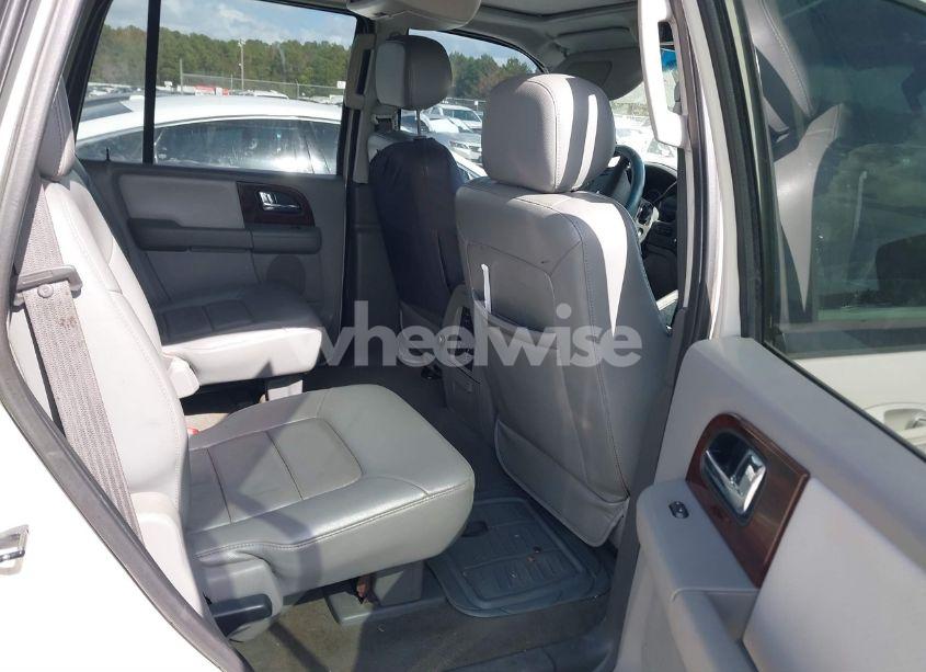 Photo 8 of 2006 Ford Expedition LIMITED (VIN 1FMFU20526LA91085)