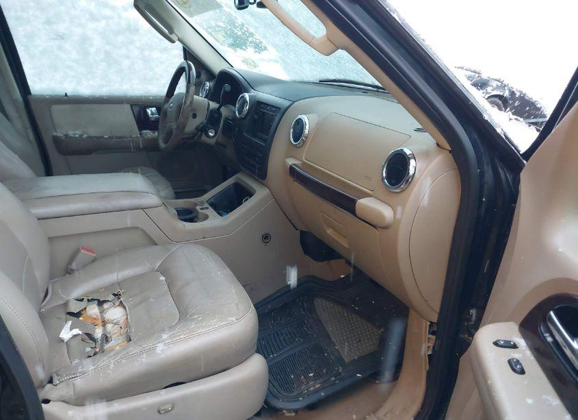 Photo 5 of 2006 Ford Expedition LIMITED (VIN 1FMFU20536LA70388)