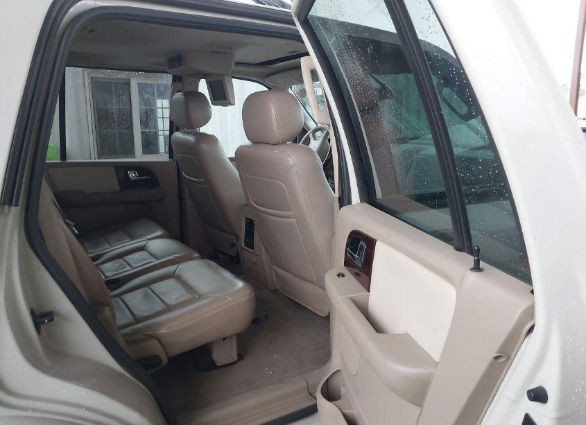 Photo 8 of 2006 Ford Expedition LIMITED (VIN 1FMFU20546LA71940)