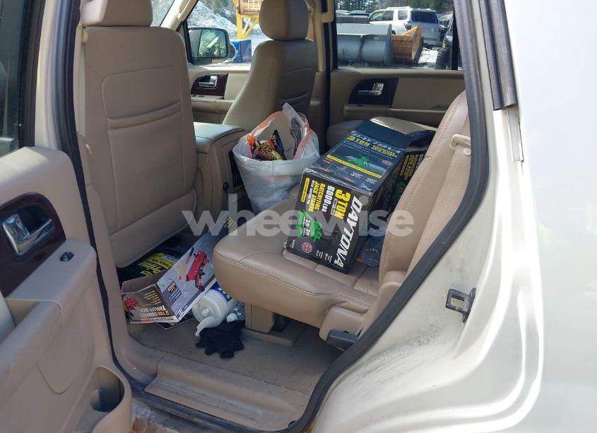 Photo 11 of 2006 Ford Expedition LIMITED (VIN 1FMFU20546UA63725)