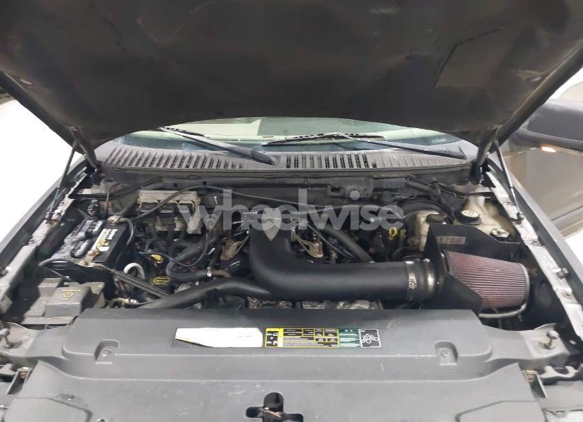 Photo 10 of 2005 Ford Expedition LIMITED (VIN 1FMFU20575LA66312)