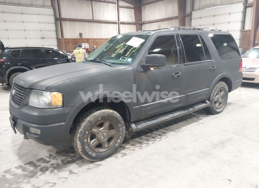 Photo 2 of 2005 Ford Expedition LIMITED (VIN 1FMFU20575LA66312)
