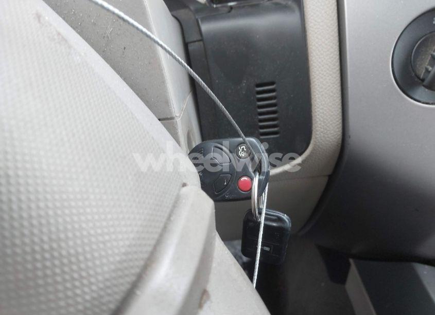 Photo 11 of 2009 Ford Expedition LIMITED (VIN 1FMFU20589LA02155)