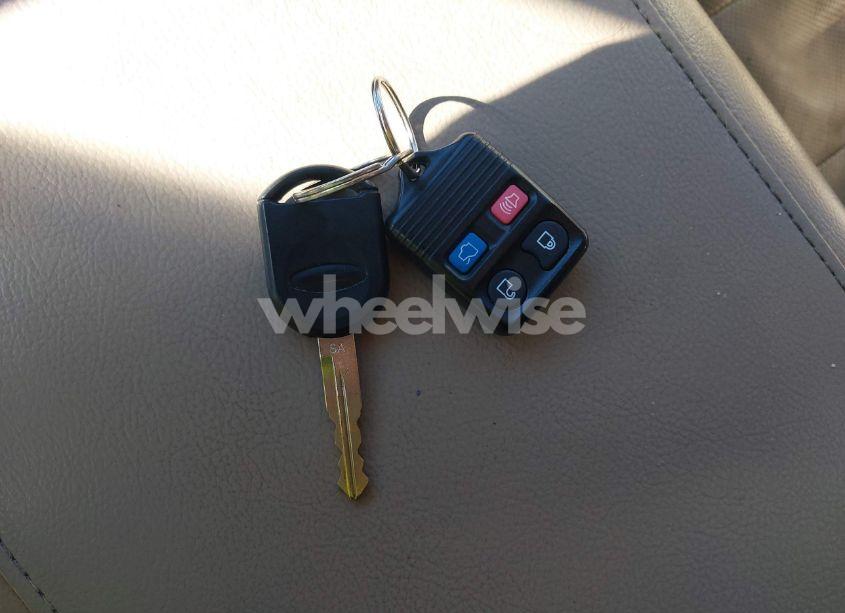 Photo 11 of 2006 Ford Expedition LIMITED (VIN 1FMFU20596LA80360)