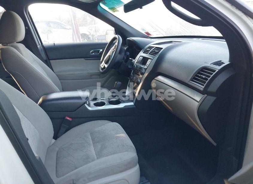 Photo 5 of 2011 Ford Explorer (VIN 1FMHK7B81BGA52798)