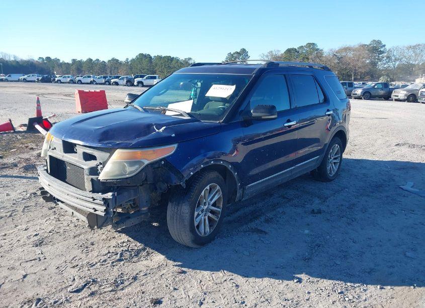 Photo 2 of 2011 Ford Explorer XLT (VIN 1FMHK7D80BGA67676)