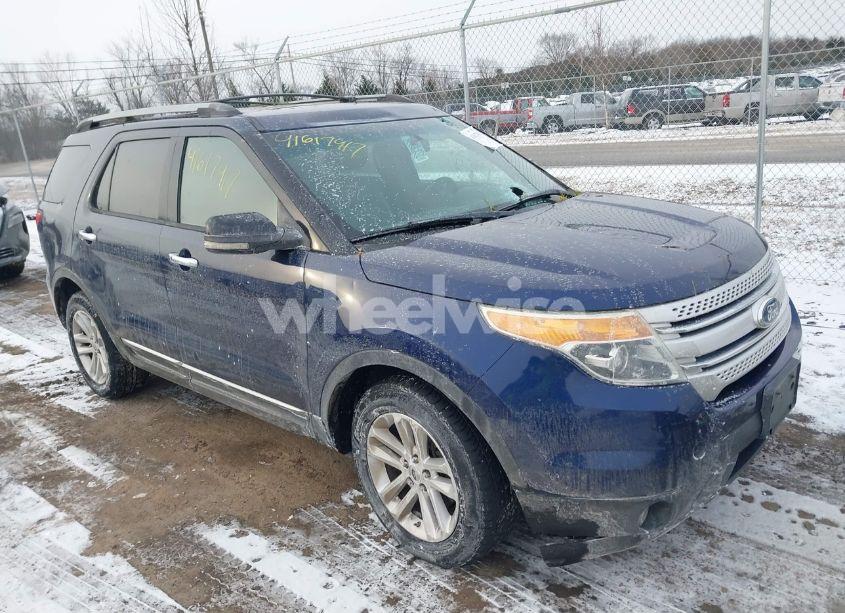 2011 Ford Explorer XLT (VIN 1FMHK7D80BGA75521) main photo