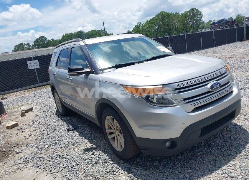 2012 Ford Explorer XLT (VIN 1FMHK7D80CGA07236) main photo