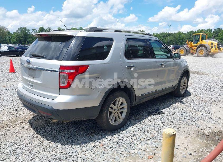 Photo 4 of 2012 Ford Explorer XLT (VIN 1FMHK7D80CGA07236)