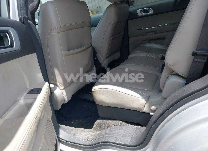 Photo 8 of 2012 Ford Explorer XLT (VIN 1FMHK7D80CGA07236)