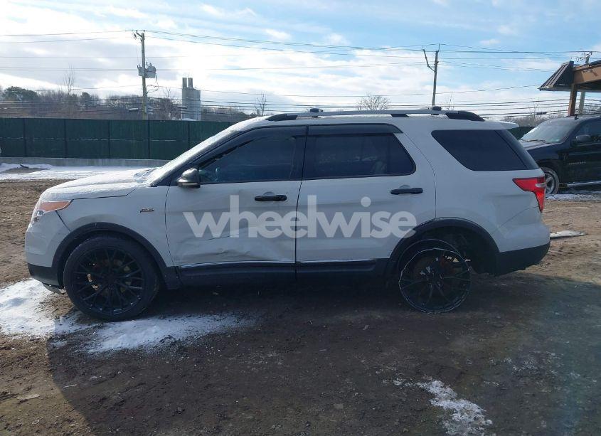 Photo 13 of 2012 Ford Explorer XLT (VIN 1FMHK7D80CGA18673)