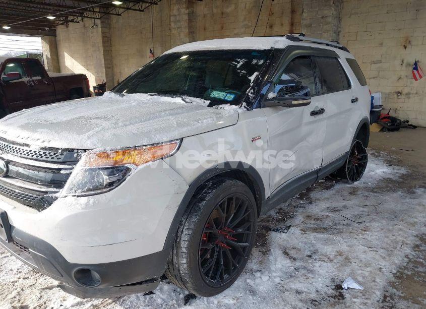 Photo 6 of 2012 Ford Explorer XLT (VIN 1FMHK7D80CGA18673)