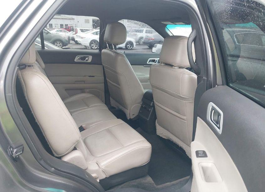 Photo 8 of 2012 Ford Explorer XLT (VIN 1FMHK7D80CGA19175)