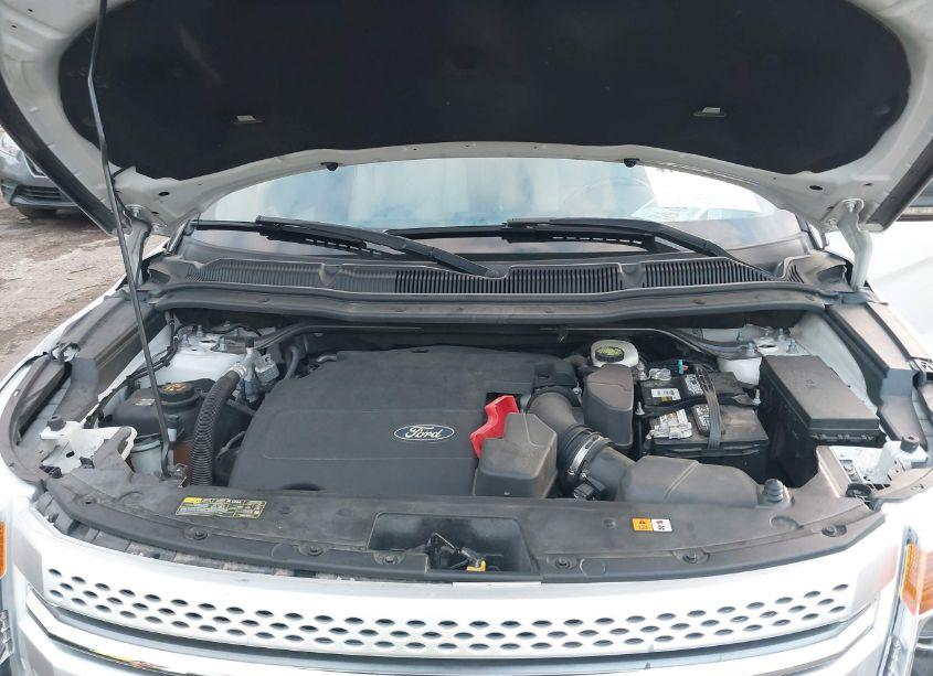 Photo 10 of 2012 Ford Explorer XLT (VIN 1FMHK7D80CGA90943)