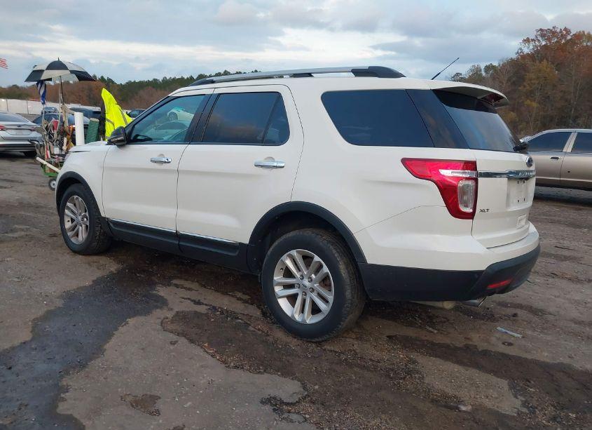 Photo 3 of 2012 Ford Explorer XLT (VIN 1FMHK7D80CGA90943)