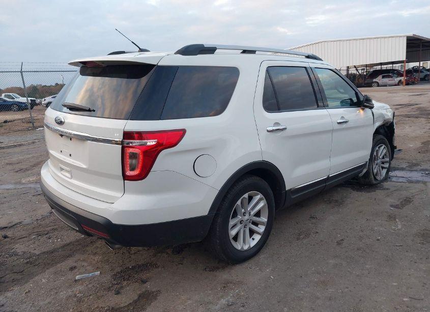 Photo 4 of 2012 Ford Explorer XLT (VIN 1FMHK7D80CGA90943)