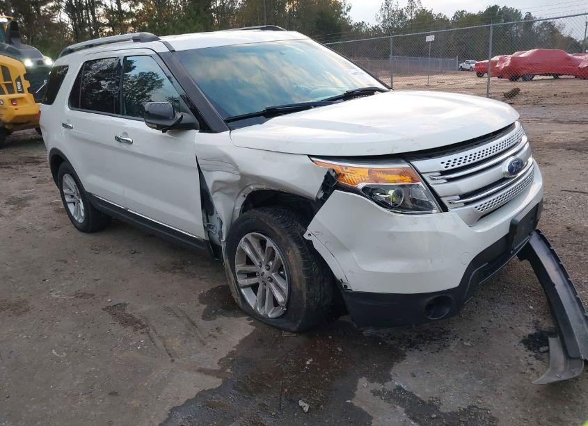 Photo 6 of 2012 Ford Explorer XLT (VIN 1FMHK7D80CGA90943)