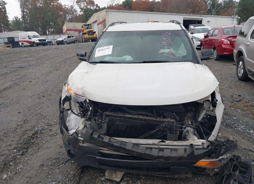 Photo 12 of 2011 Ford Explorer XLT (VIN 1FMHK7D81BGA09074)