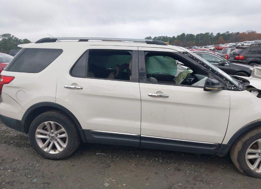 Photo 13 of 2011 Ford Explorer XLT (VIN 1FMHK7D81BGA09074)