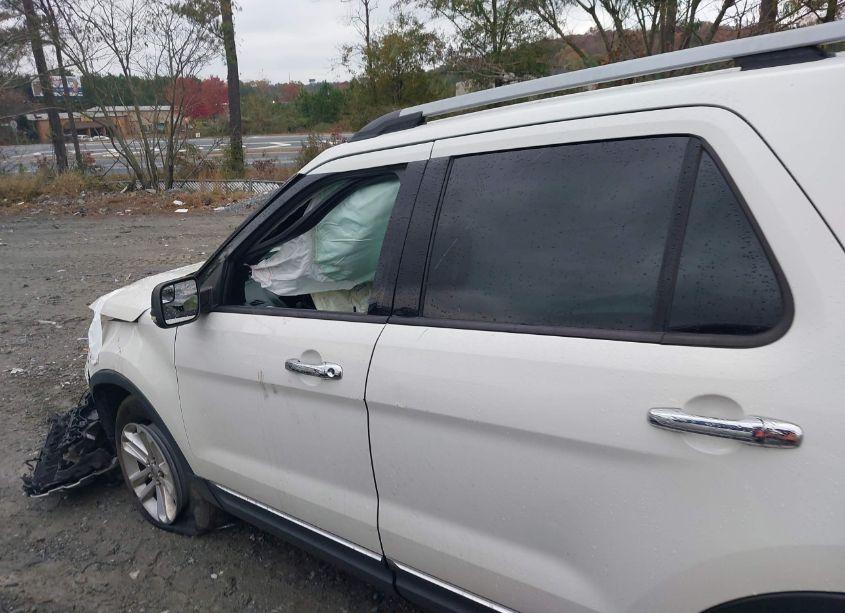 Photo 14 of 2011 Ford Explorer XLT (VIN 1FMHK7D81BGA09074)