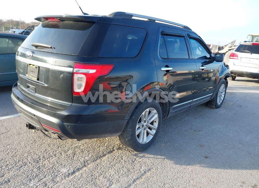 Photo 4 of 2012 Ford Explorer XLT (VIN 1FMHK7D81CGA19363)