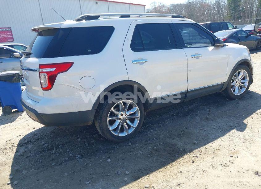 Photo 4 of 2012 Ford Explorer XLT (VIN 1FMHK7D81CGA59121)