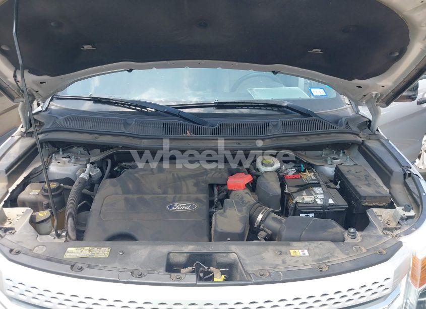 Photo 10 of 2012 Ford Explorer XLT (VIN 1FMHK7D81CGA67929)