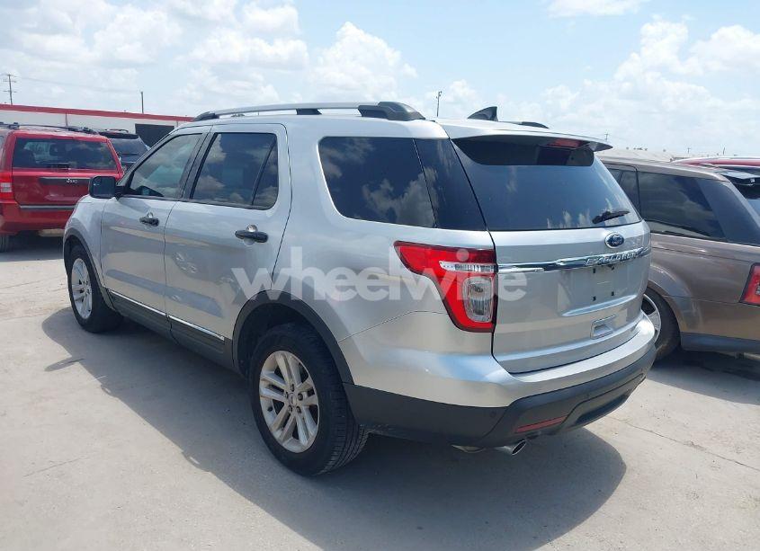 Photo 3 of 2012 Ford Explorer XLT (VIN 1FMHK7D81CGA67929)