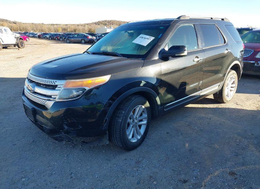Photo 2 of 2012 Ford Explorer XLT (VIN 1FMHK7D81CGB01299)