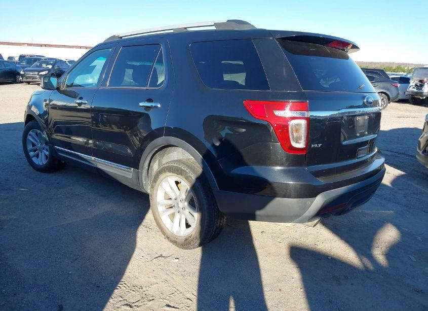 Photo 3 of 2012 Ford Explorer XLT (VIN 1FMHK7D81CGB01299)