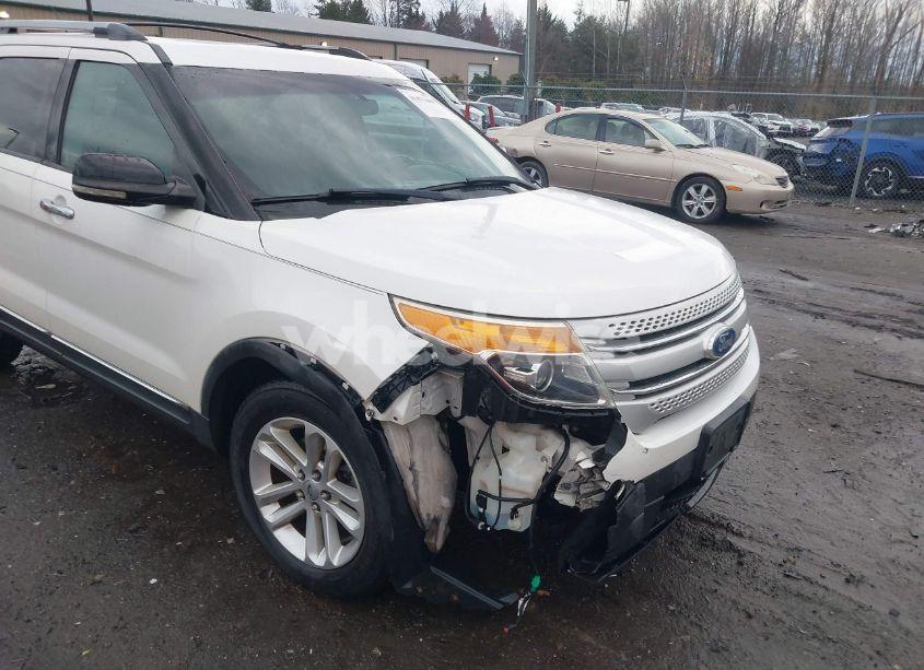 Photo 6 of 2011 Ford Explorer XLT (VIN 1FMHK7D82BGA44688)