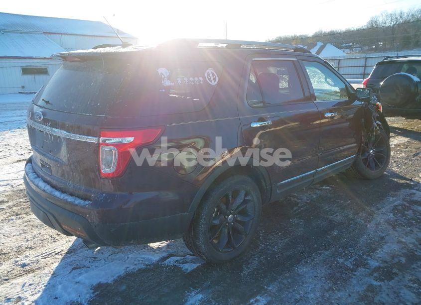 Photo 4 of 2011 Ford Explorer XLT (VIN 1FMHK7D82BGA79103)