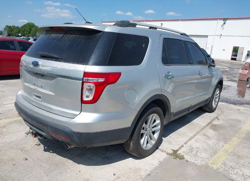 Photo 4 of 2012 Ford Explorer XLT (VIN 1FMHK7D82CGA99093)
