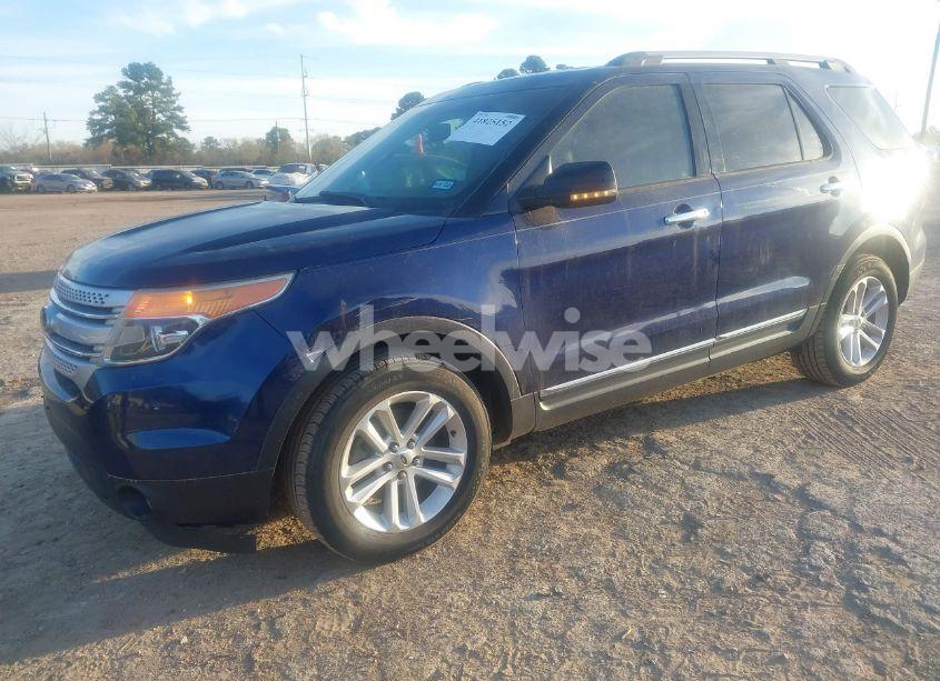 Photo 2 of 2011 Ford Explorer XLT (VIN 1FMHK7D83BGA15202)