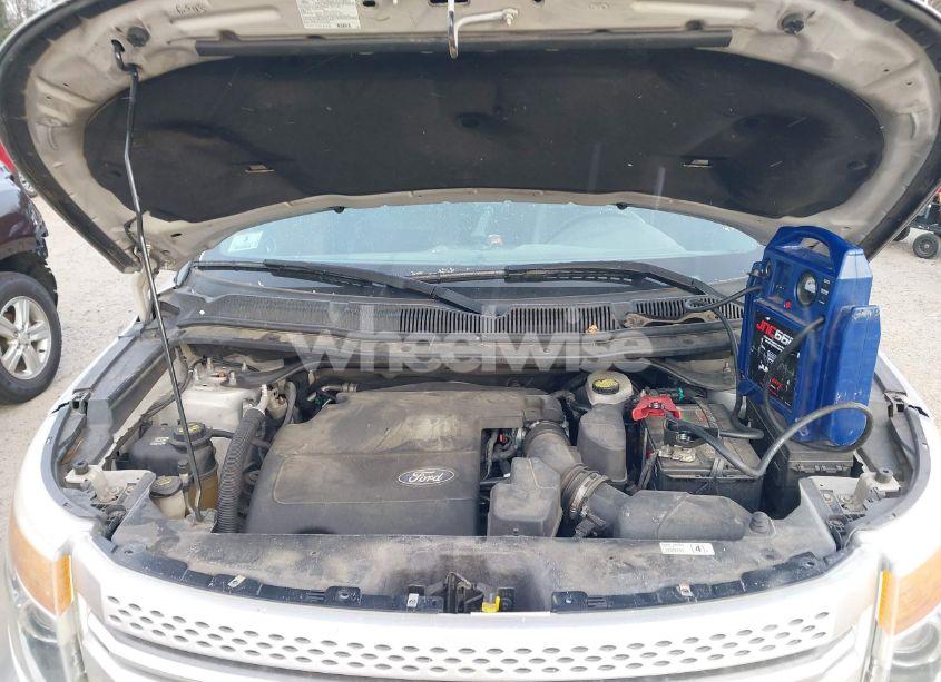 Photo 10 of 2011 Ford Explorer XLT (VIN 1FMHK7D83BGA23980)